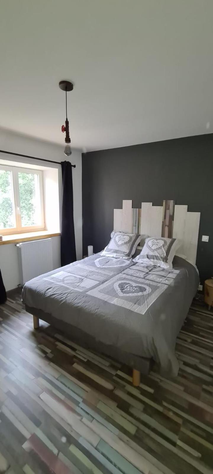 Chez Perlette Bed and Breakfast Merle-Leignec Buitenkant foto